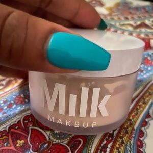 Milk makeup blur + set matte loose setting powder